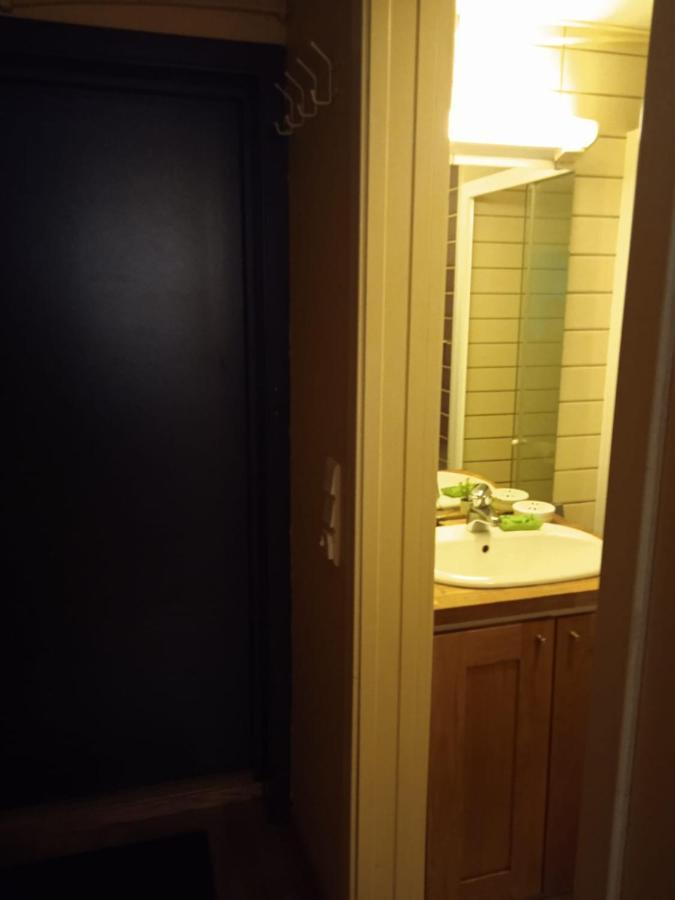 אוסלו Rimelig Kjellerleilighet Med Parkering - Ahotel No מראה חיצוני תמונה